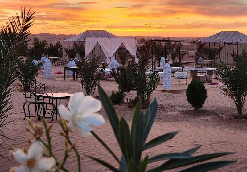 فندق Saharian Luxury Camp