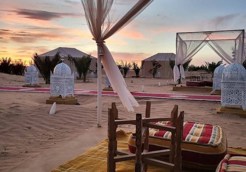 فندق Saharian Luxury Camp