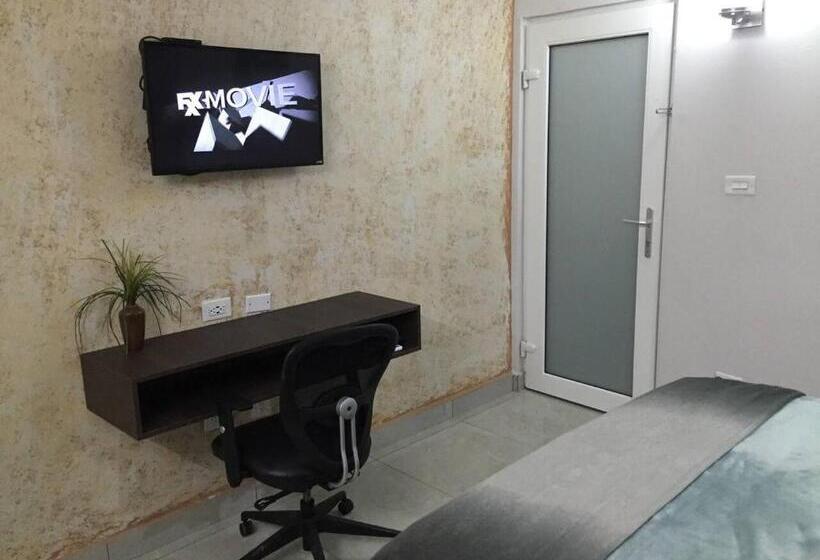 هتل Segovia Studio Units