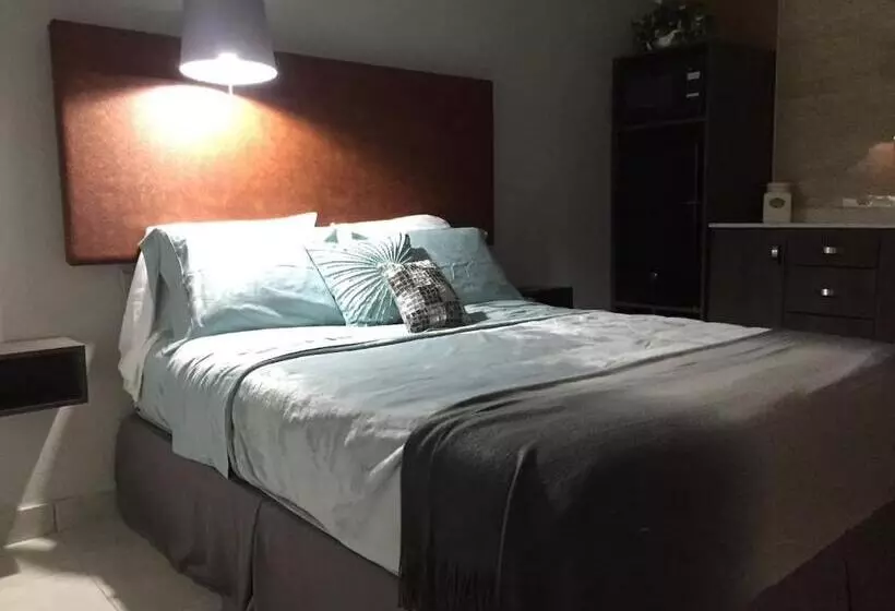 هتل Segovia Studio Units