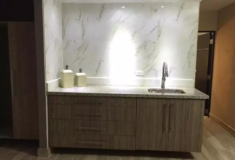 هتل Segovia Studio Units