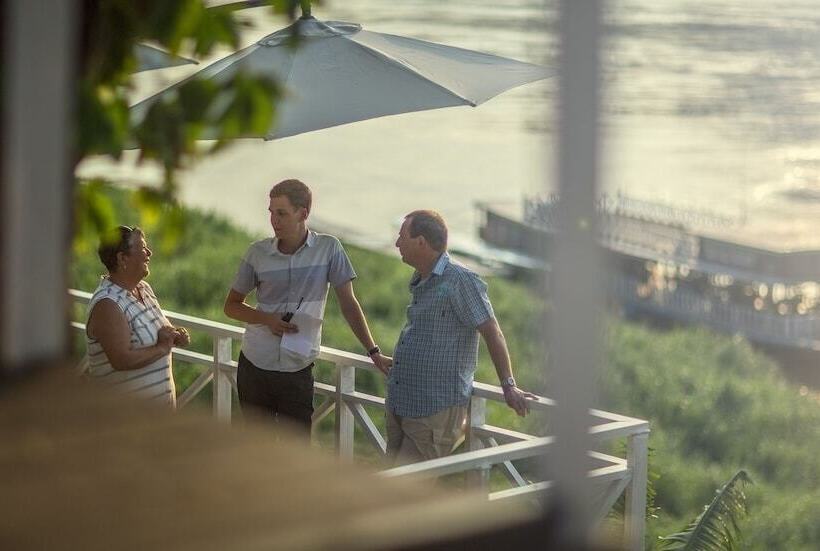 Hotell The Belle Rive Boutique