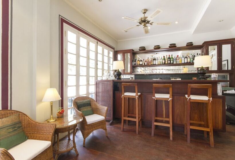 Hotell The Belle Rive Boutique