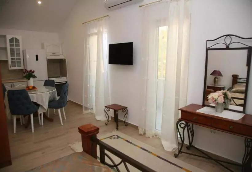 هتل Villa Stankovic Apartments