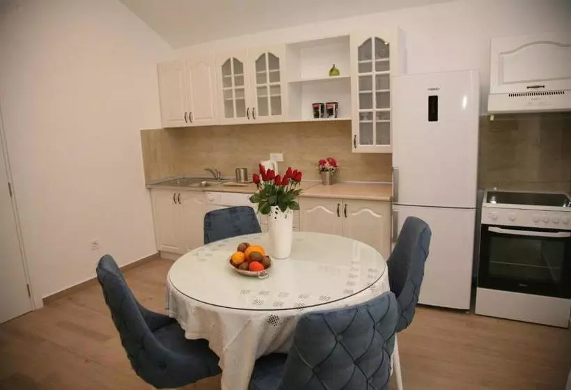 هتل Villa Stankovic Apartments