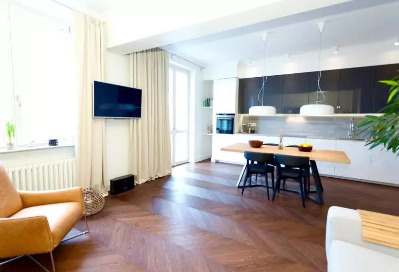 هتل Vilnius Apartments And Suites Gedimino Ave