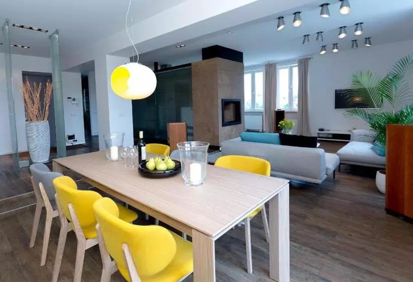 هتل Vilnius Apartments And Suites Gedimino Ave