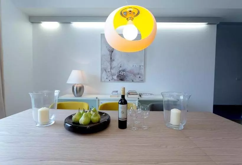 هتل Vilnius Apartments And Suites Gedimino Ave