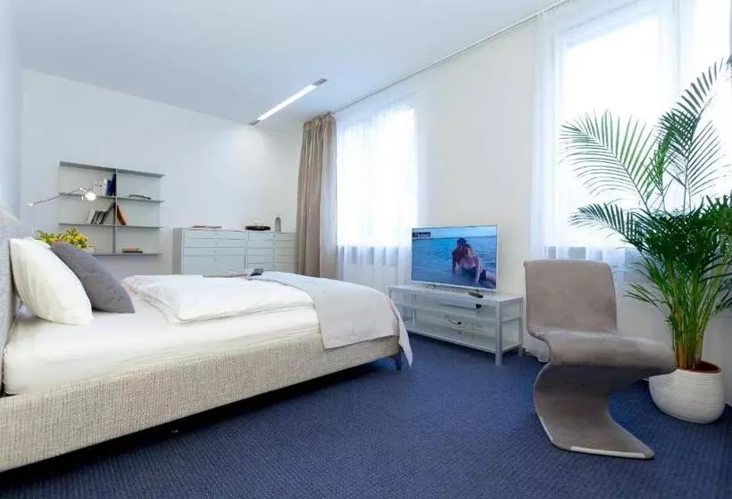 هتل Vilnius Apartments And Suites Gedimino Ave