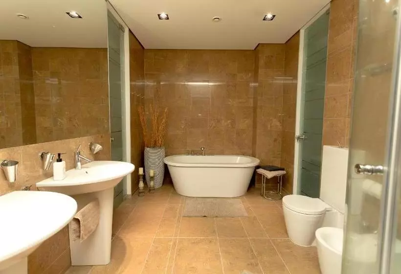 هتل Vilnius Apartments And Suites Gedimino Ave