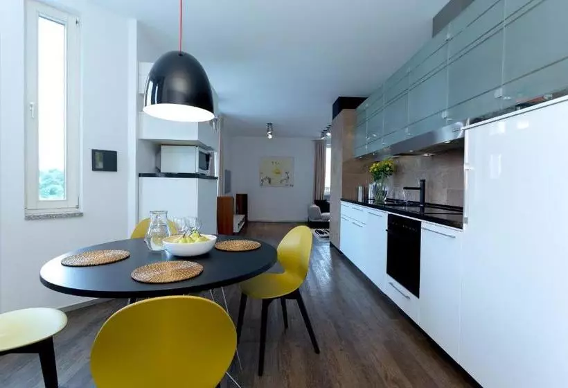 هتل Vilnius Apartments And Suites Gedimino Ave