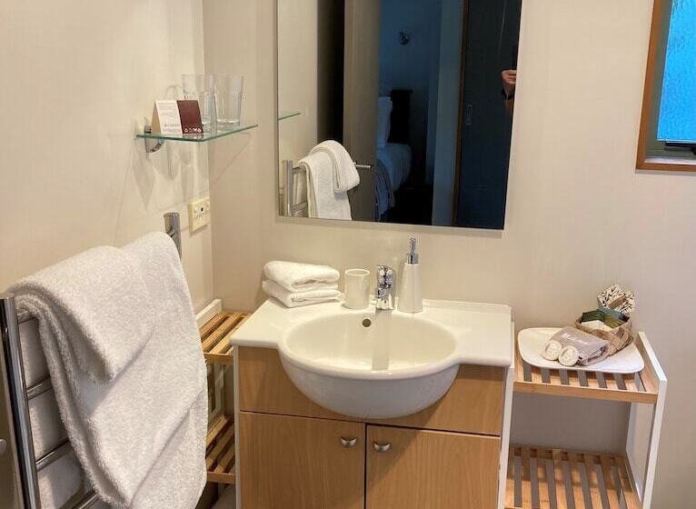 בית מלון כפרי Whakaipo Lodge