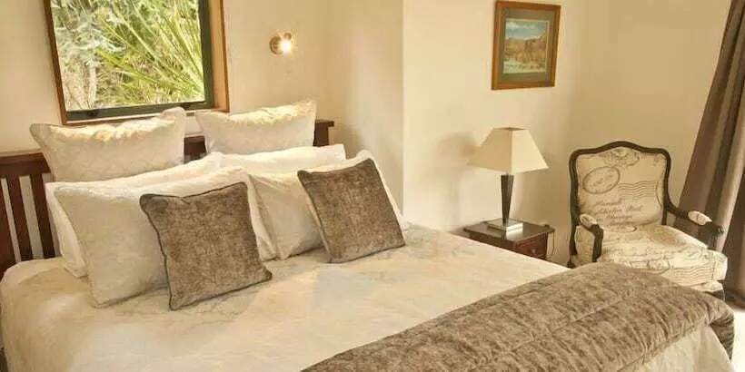 ホテル Whakaipo Lodge