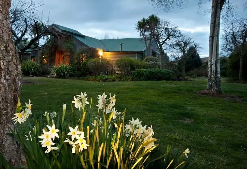 ホテル Whakaipo Lodge
