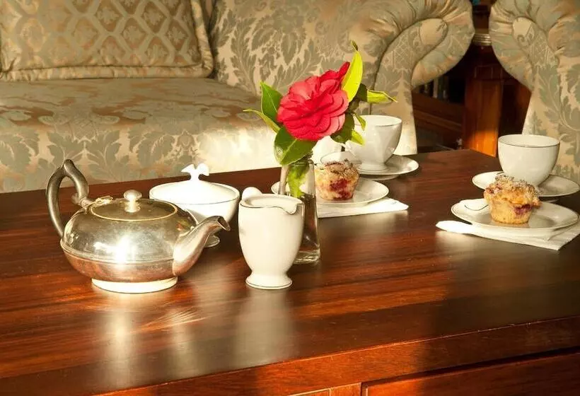 ホテル Whakaipo Lodge