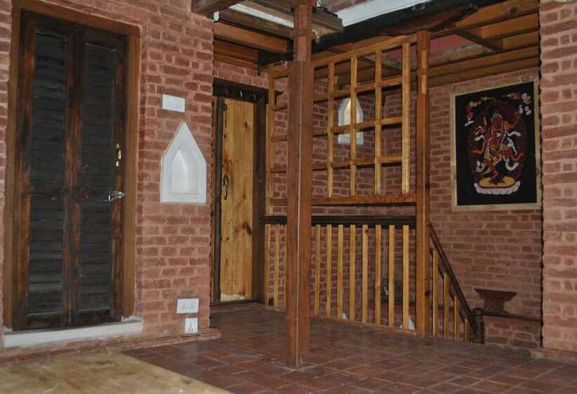 هتل Yamba Traditional Home