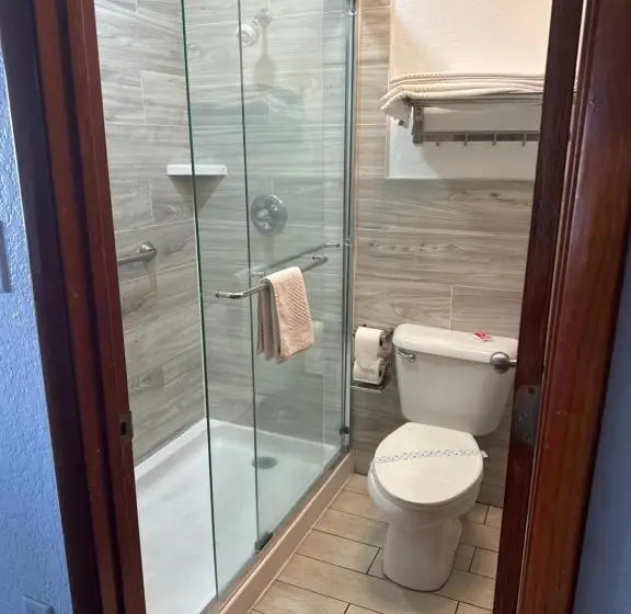 Motelli Econolodge Inn And Suites