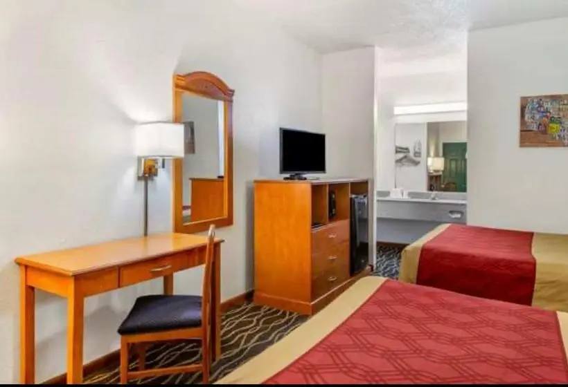 Motelli Econolodge Inn And Suites