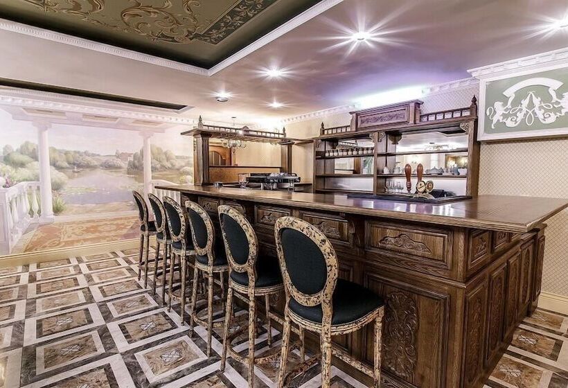 Art Hotel Alexandrovskiy