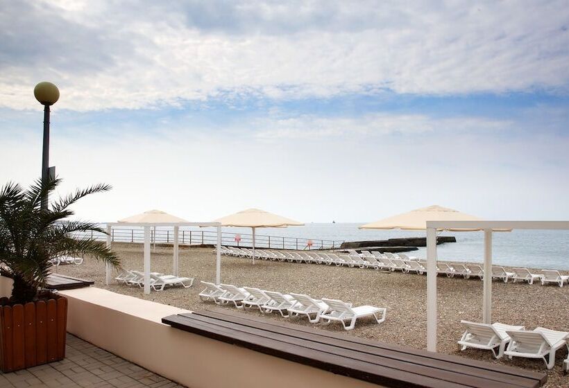 בית מלון כפרי Alean Family Resort & Spa Sputnik