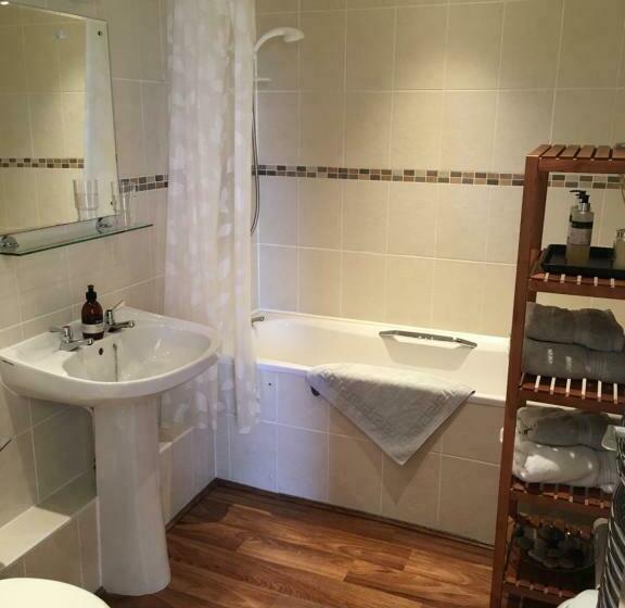 Отель Allerton House