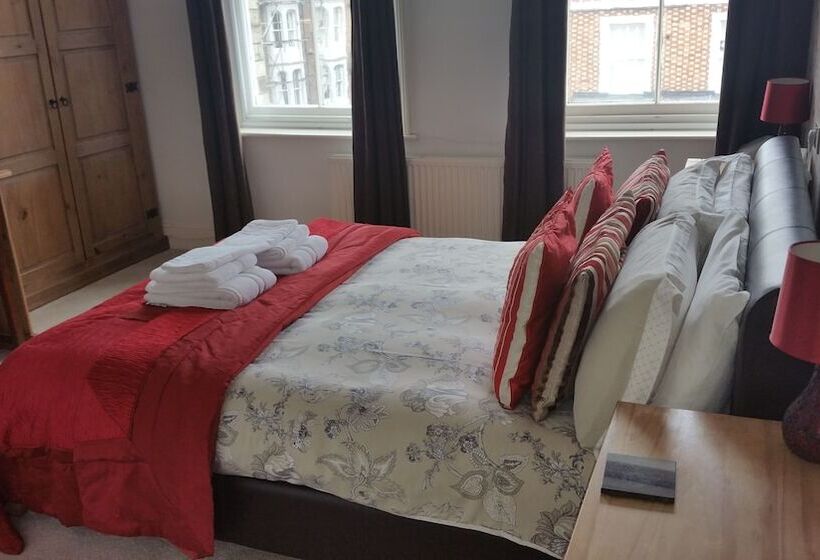 Отель Argyle House