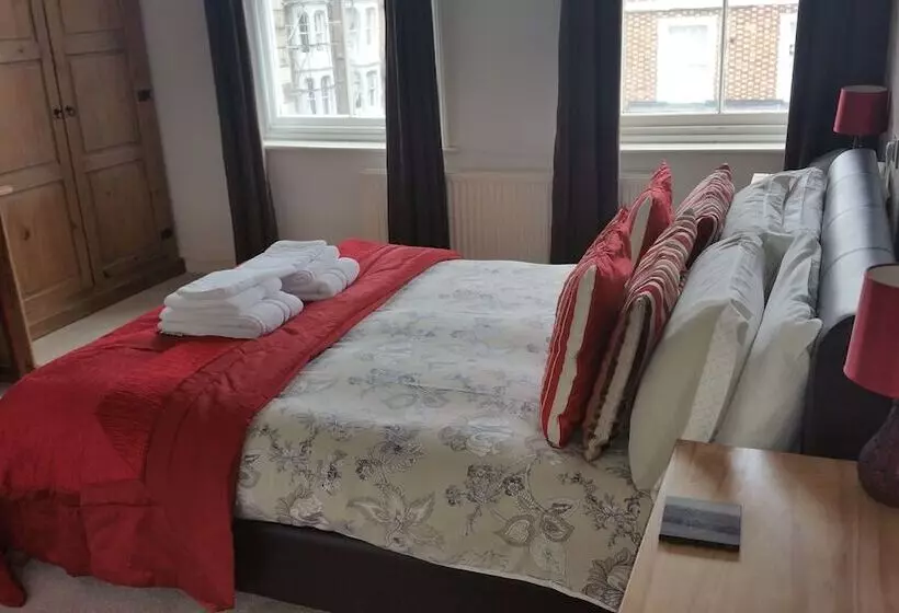 Hotelli Argyle House