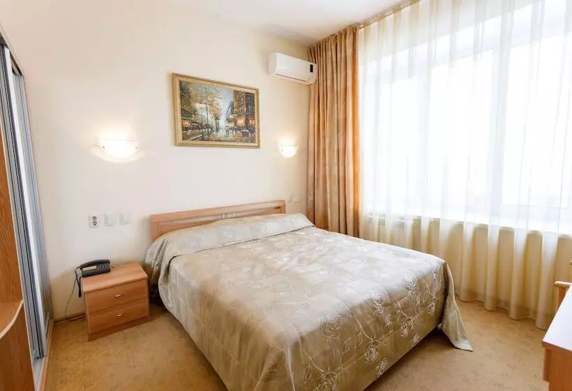 Otel Atal