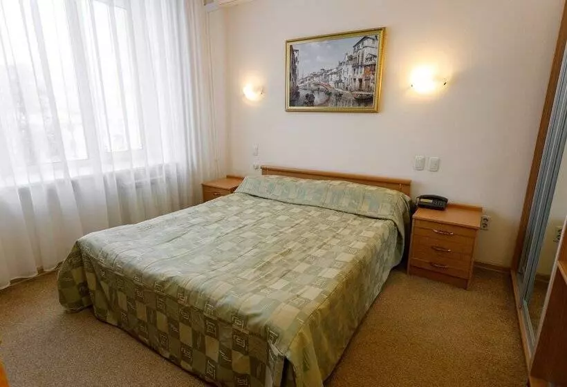 Otel Atal