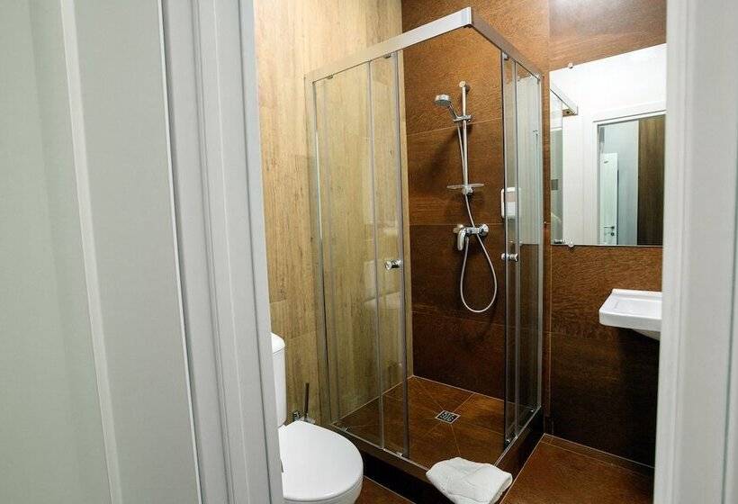 酒店 The Aristocrat Boutique