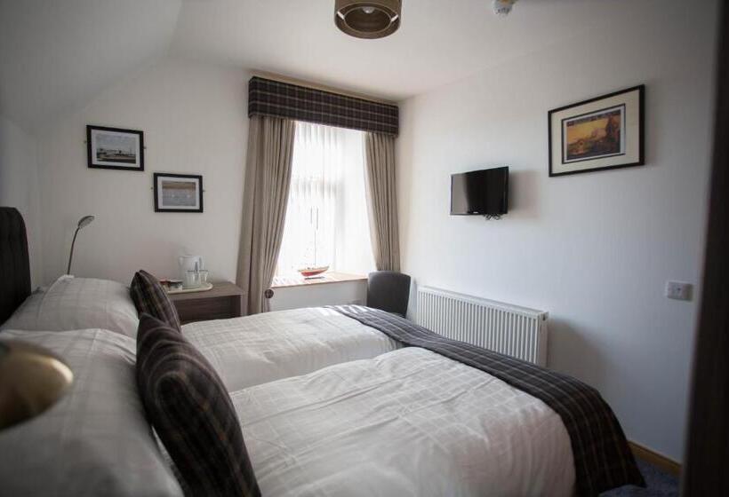 ホテル By The Bay