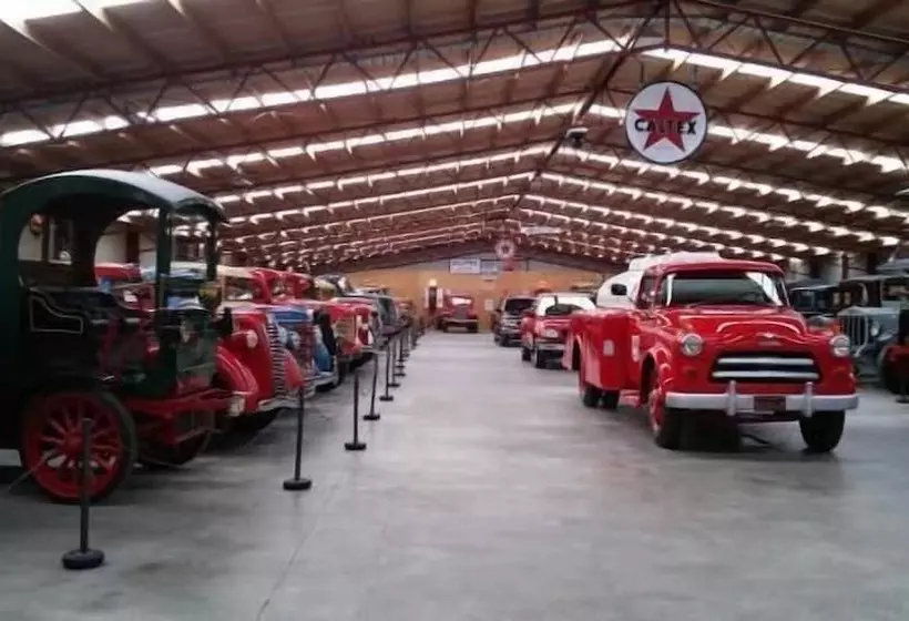 Hotelli Central City Camping Park