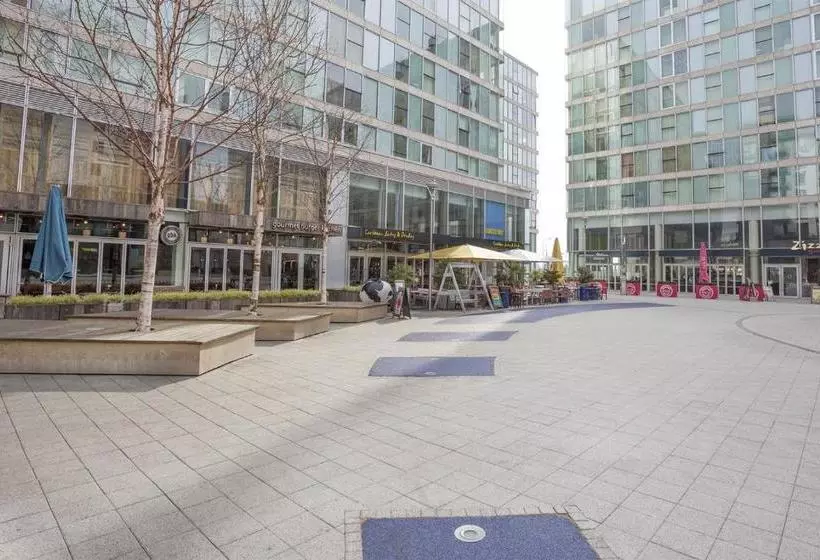 ホテル City Stay Apartments The Hub