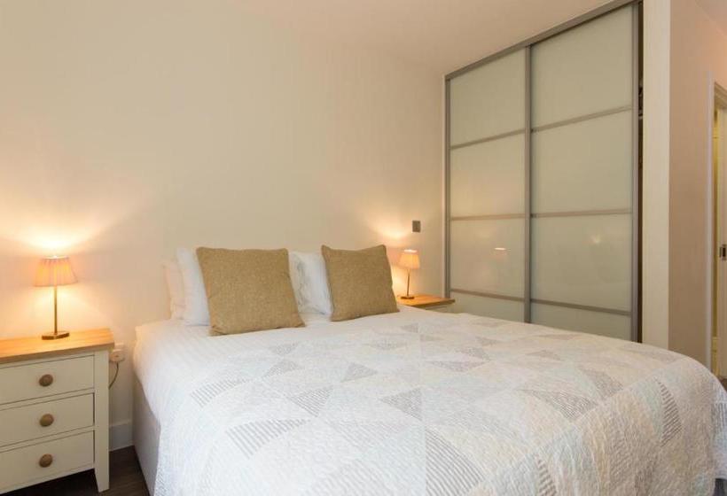 בית מלון כפרי Citystay Mill Park Apartments