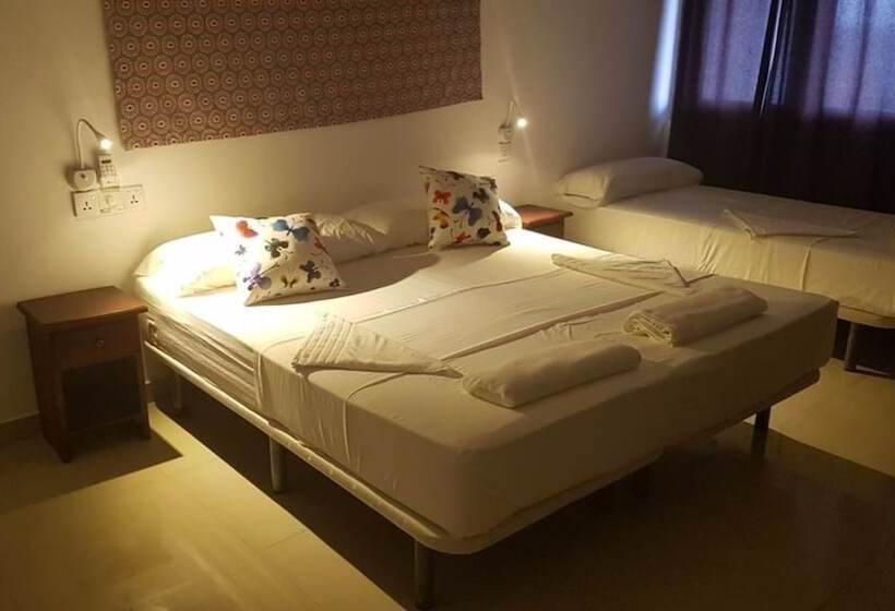 Hotell Coral Seas Beach Hikkaduwa