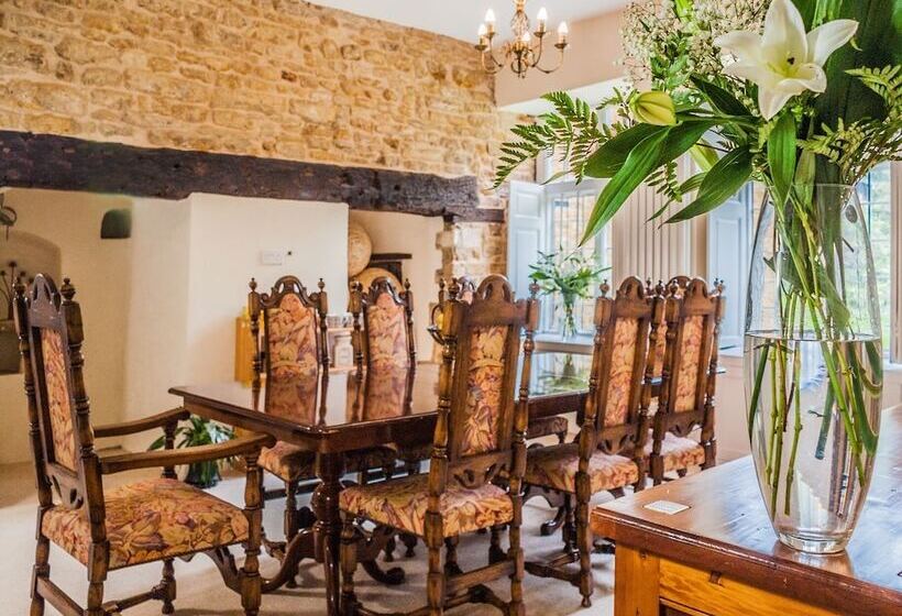 فندق Ecton House