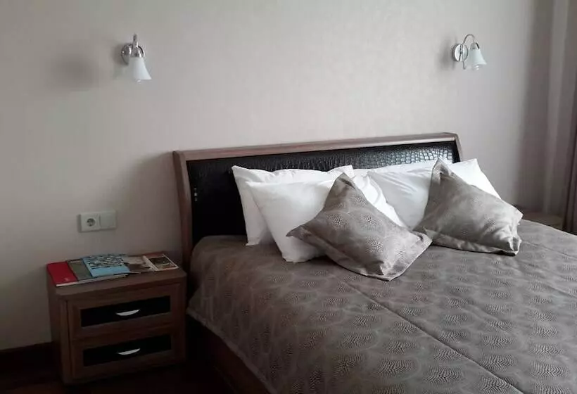 هتل Guest House Avrora