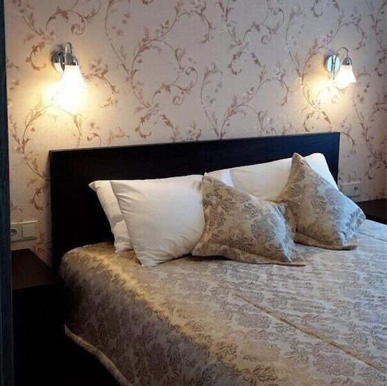 هتل Guest House Avrora