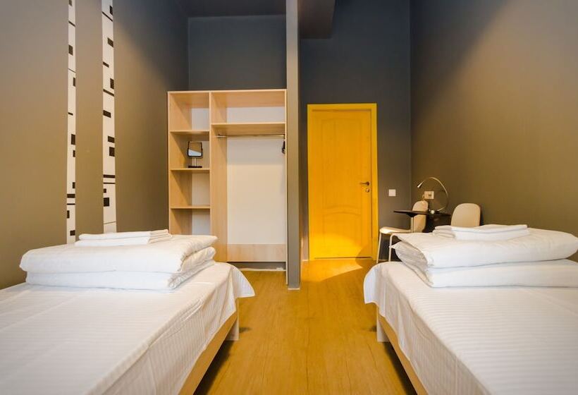 هتل Inwood Hostel