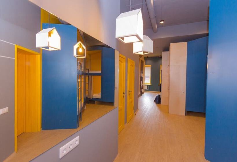 هتل Inwood Hostel