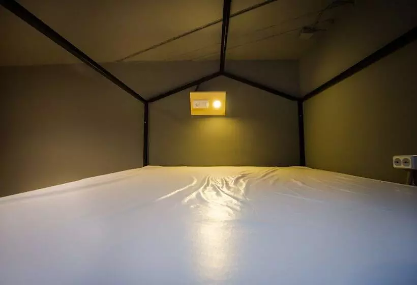 ホテル Inwood Hostel