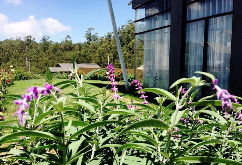 בית מלון כפרי Kingsford Residences