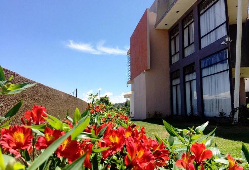 בית מלון כפרי Kingsford Residences