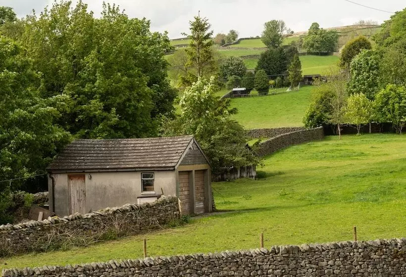 Hotelli Maypole Inn