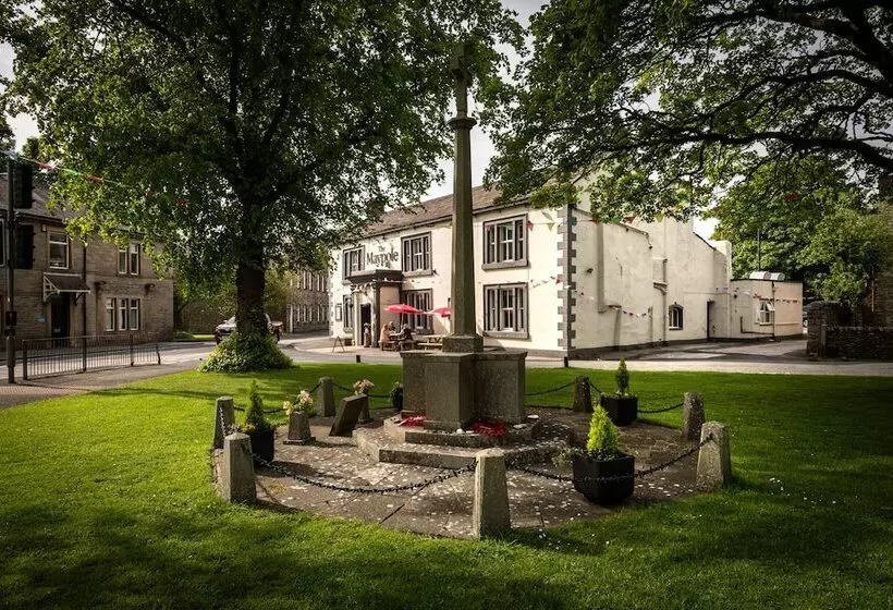 Hotelli Maypole Inn