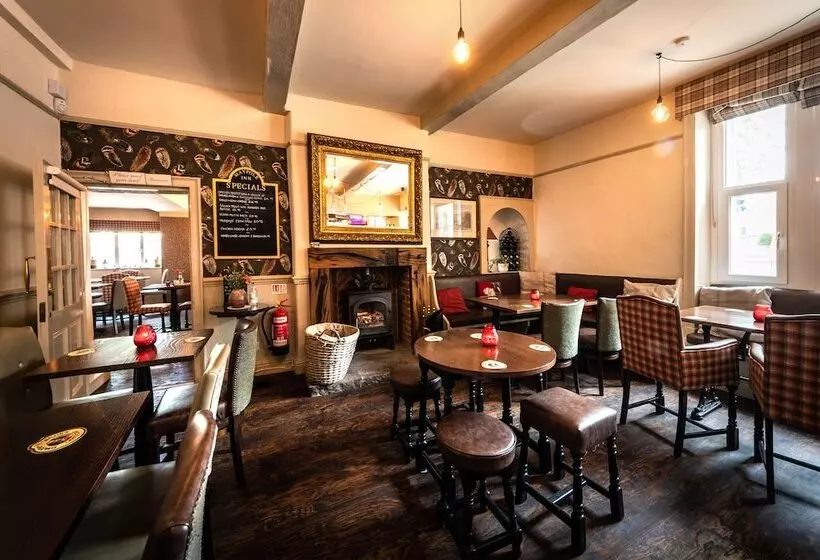 Hotelli Maypole Inn