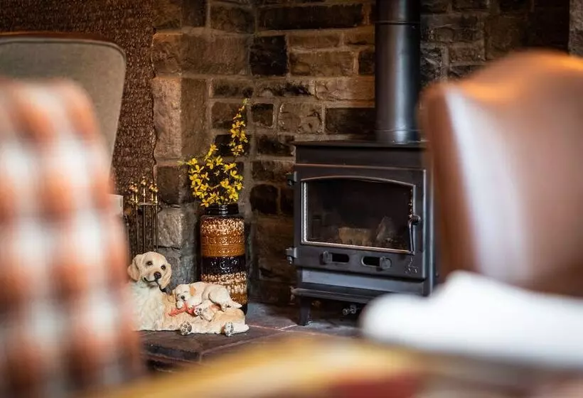 Hotelli Maypole Inn