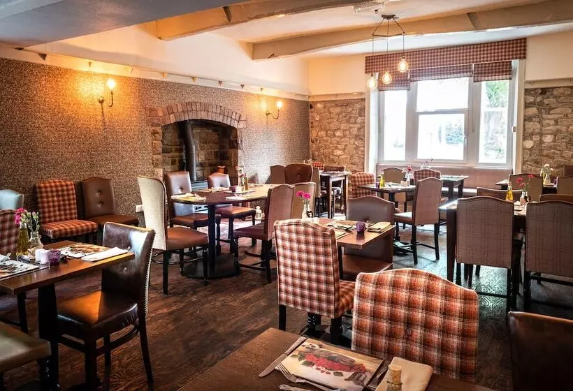 Hotelli Maypole Inn