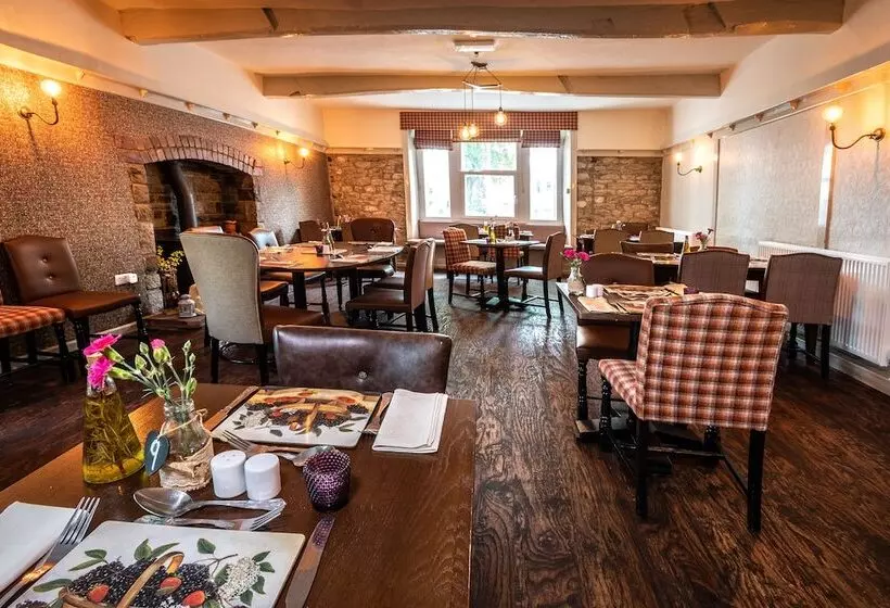Hotelli Maypole Inn