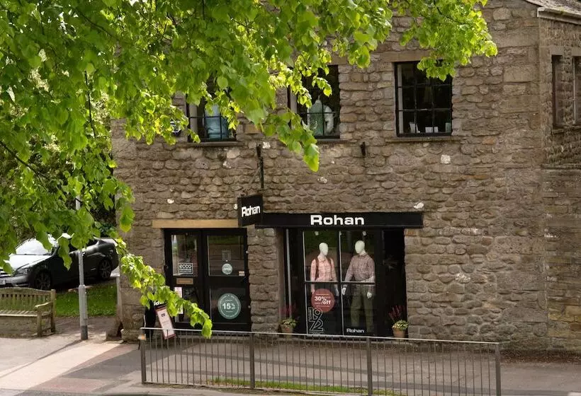 Hotelli Maypole Inn